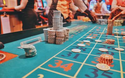 Autoridades de Costa Rica anuncian la reapertura de bares y casinos