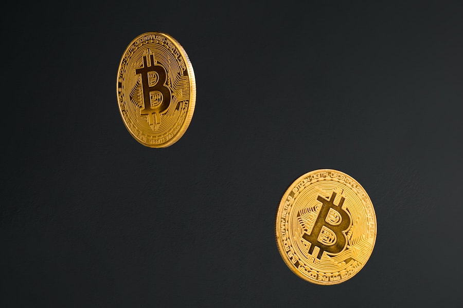 Bitcoin inicia la semana con malas noticias: cuál es el valor de la criptomoneda
