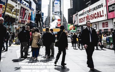 Estadounidenses en nueva encuesta profundamente pesimistas sobre economía