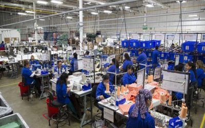 La industria manufacturera de EE. UU. se expande al ritmo más lento en dos años
