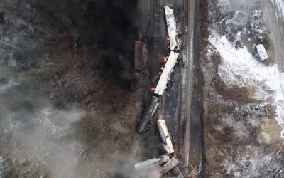 Accidente en Ohio: el miedo en una ciudad de Estados Unidos tras el descarrilamiento de un tren con sustancias químicas
