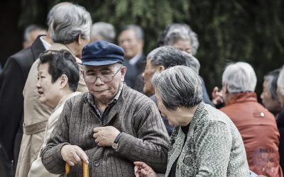 Doble desafío para la economía china: un mercado laboral imposible para los jóvenes y una población cada vez más envejecida