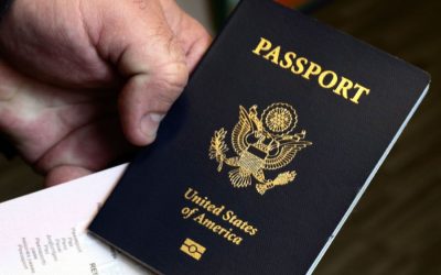 Lo que debe saber sobre las esperas realmente largas para el procesamiento de visas y pasaportes estadounidenses