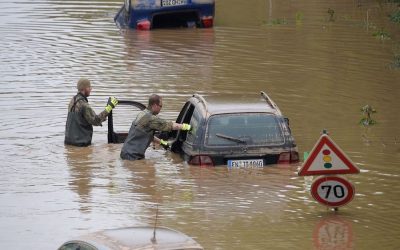 Este es el kit de supervivencia que Reino Unido le pide a sus ciudadanos ante “emergencias como inundaciones, incendios y cortes de energía”