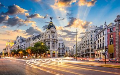 Cómo se convirtió Madrid en la «Miami de Europa» y cómo afecta a quienes viven allí