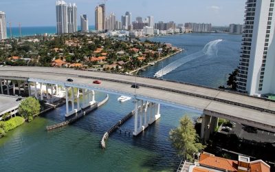 El mercado inmobiliario del sur de Florida espera el impacto del recorte gradual de tasas de la Fed