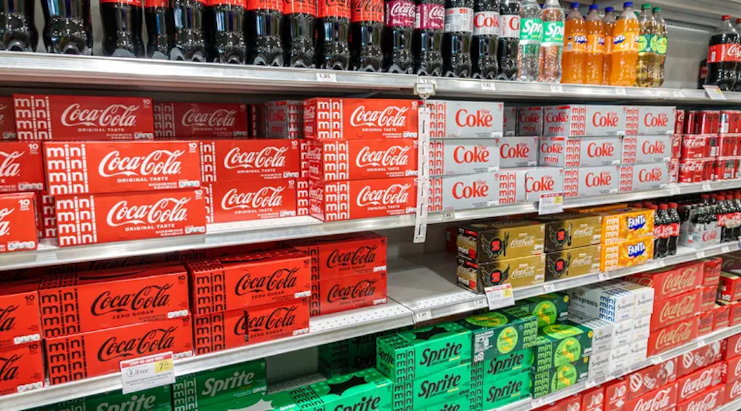 Coca-Cola retira bebidas en algunas partes de Europa por altos niveles de clorato