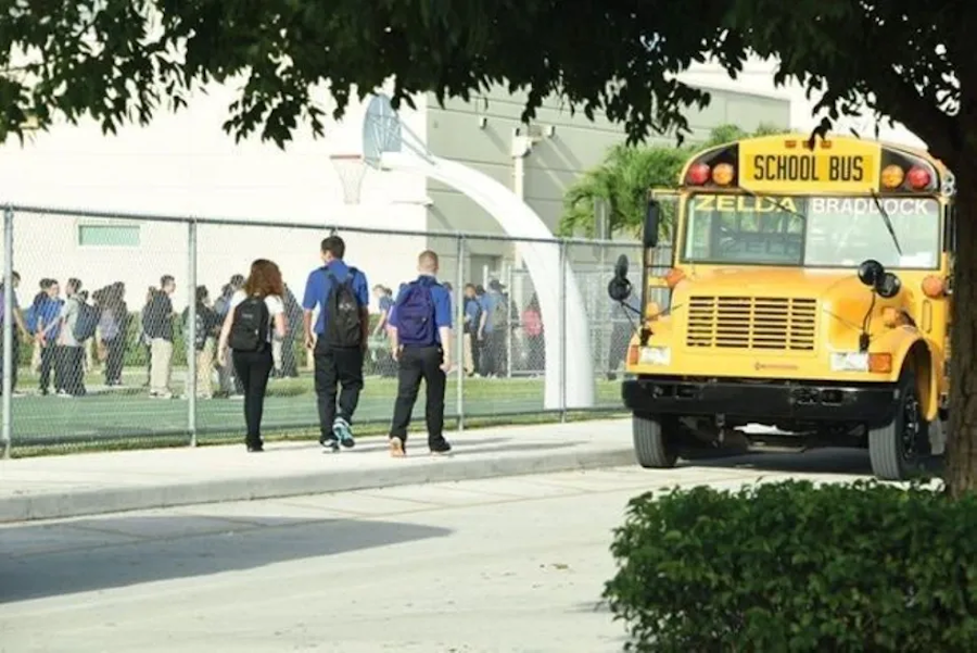 Escuelas de Miami-Dade se alistan ante posibles redadas y arrestos de inmigrantes por el ICE