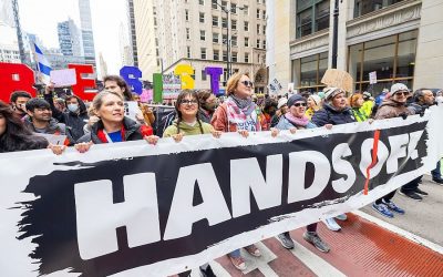 Miles de personas protestan en EE.UU. en la primera movilización masiva contra el gobierno de Trump