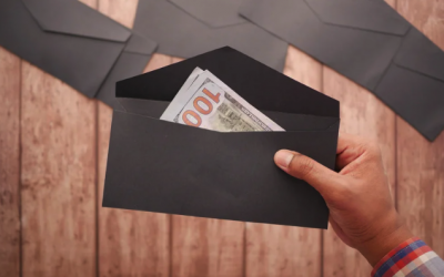 Estados Unidos evalúa impuesto del 5 % a las remesas de migrantes